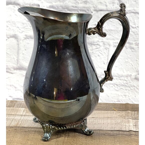 Vintage Wm Rogers Silver Plated Water Pitcher With Ornate Handle & Footed Design - Picture 14 of 14